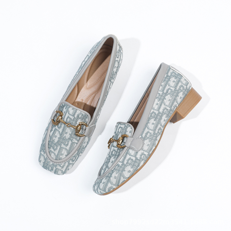 Proljeće 2024: Ženske slip-on loafers s platnenim gornjim dijelom, kvadratni vrh, plus size, casual