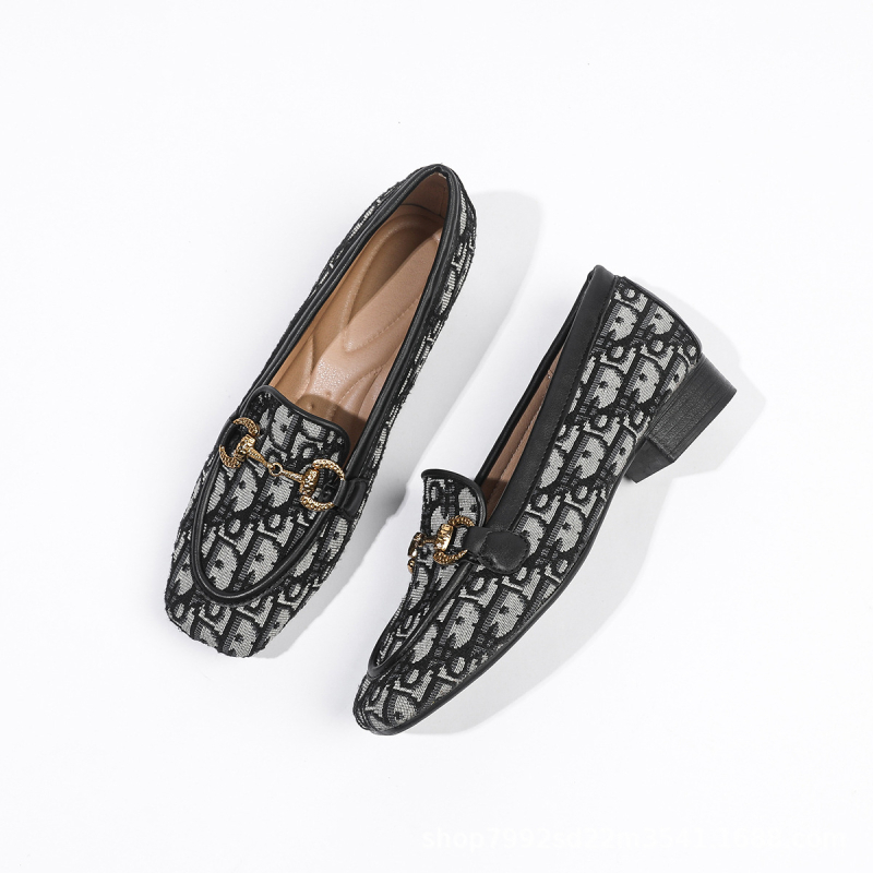 Proljeće 2024: Ženske slip-on loafers s platnenim gornjim dijelom, kvadratni vrh, plus size, casual