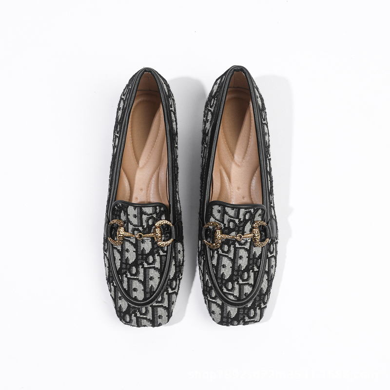Proljeće 2024: Ženske slip-on loafers s platnenim gornjim dijelom, kvadratni vrh, plus size, casual