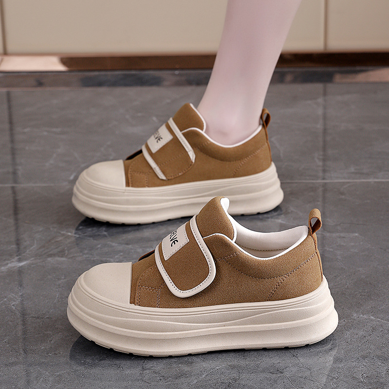 Ženske platnene tenisice s debelim potplatom, Velcro zatvarač, bijele, retro stil, 2026, oznaka T2682
