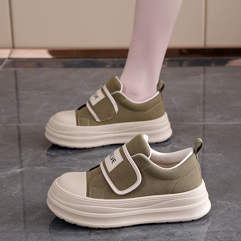 Ženske platnene tenisice s debelim potplatom, Velcro zatvarač, bijele, retro stil, 2026, oznaka T2682