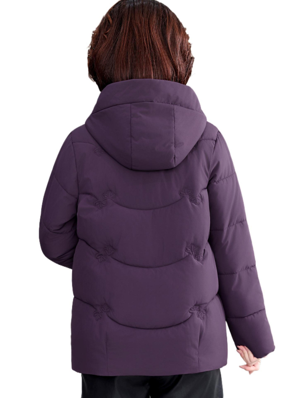 Ženski zimski kaput s kapuljom, kratka duljina, casual stil, punjen poliesterom.