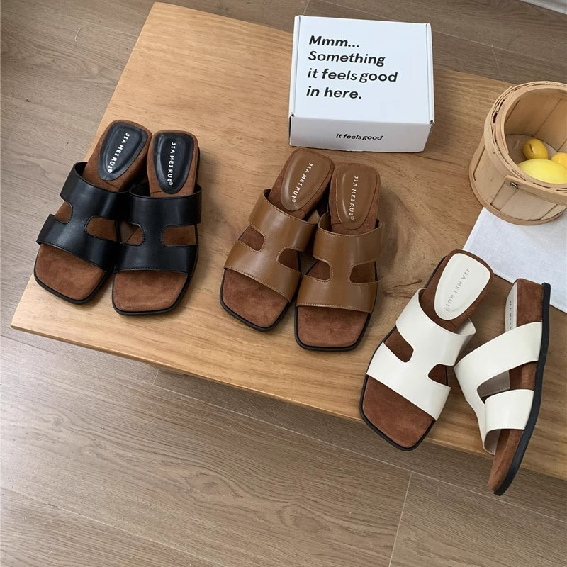 Ženske sandale s klinom, ljeto 2025, elegantne plažne sandale