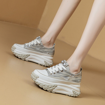 2023 jesenske casual bijele tenisice - denim retro korejskog stila, unutarnje povećanje visine, ženske tenisice