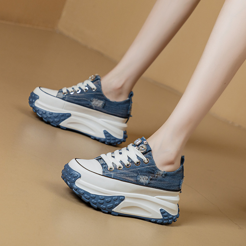 2023 jesenske casual bijele tenisice - denim retro korejskog stila, unutarnje povećanje visine, ženske tenisice