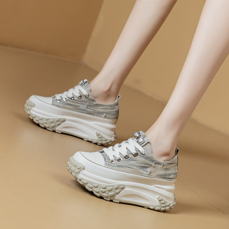 2023 jesenske casual bijele tenisice - denim retro korejskog stila, unutarnje povećanje visine, ženske tenisice