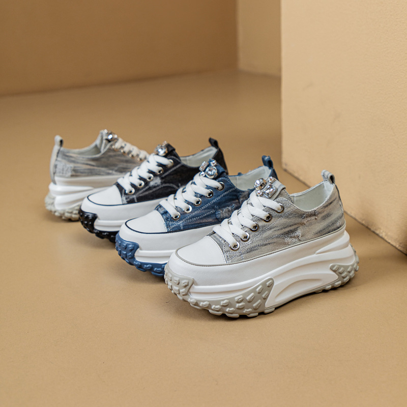 2023 jesenske casual bijele tenisice - denim retro korejskog stila, unutarnje povećanje visine, ženske tenisice