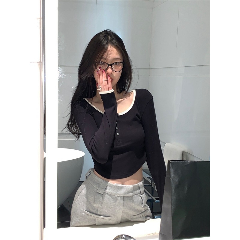 Ženski cropped top s dugim rukavima, američki vintage stil, uski kroj, modalna tkanina