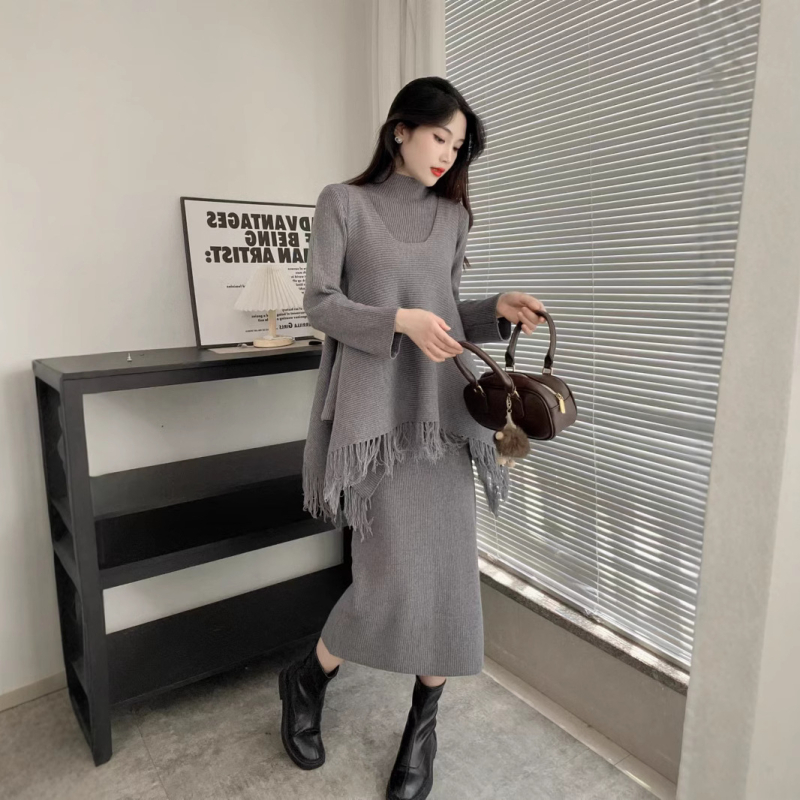Ženski pleteni set s resama – pulover i haljina, korejski stil, elegantan i svestran za zimu 2024.