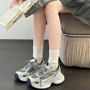 Ženske tenisice tipa dad shoes za podizanje visine, kolekcija jesen 2025, udobne svakodnevne sportske tenisice