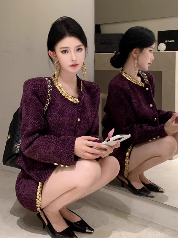Μπλέιζερ σε στιλ Chanel για γυναίκες: μαύρες παγιέτες από μαλλί, φθινοπωρινό-χειμερινό 2026, γαλλική έμπνευση