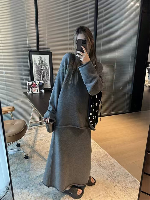 Ženski dvodijelni pleteni set s suknjom i puloverom, opušten casual stil, jesen-zima