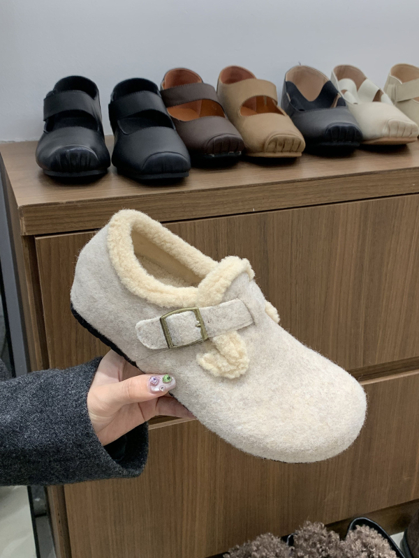 Ženski loaferi s debelim đonom i vunenim uloškom, retro stil, topla obuća za jesen i zimu