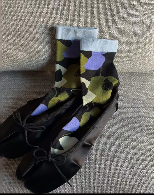 Ženske satin cipele s podijeljenim prstom, retro baletanke, srednja potpetica