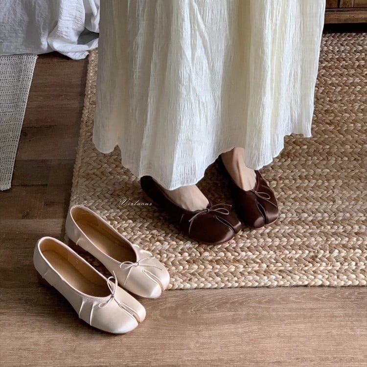 Ženske satin cipele s podijeljenim prstom, retro baletanke, srednja potpetica
