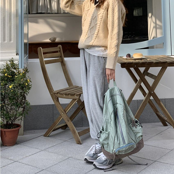 Ženski nylon ruksak - Veliki kapacitet, gradski minimalistički stil, jesen 2023, idealno za studentice