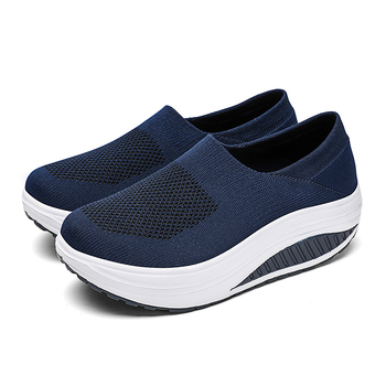 Γυναικείες πλατφόρμες μεγάλου μεγέθους με mesh επάνω, στρογγυλή μύτη, ελαφριές rocker sneakers με EVA σόλα
