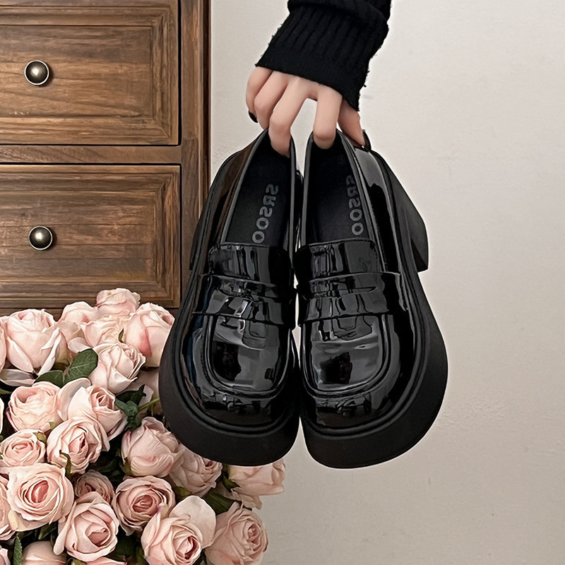 Ženske Mary Jane loaferice s debelim potpeticama i zaobljenim vrhom, britanski stil