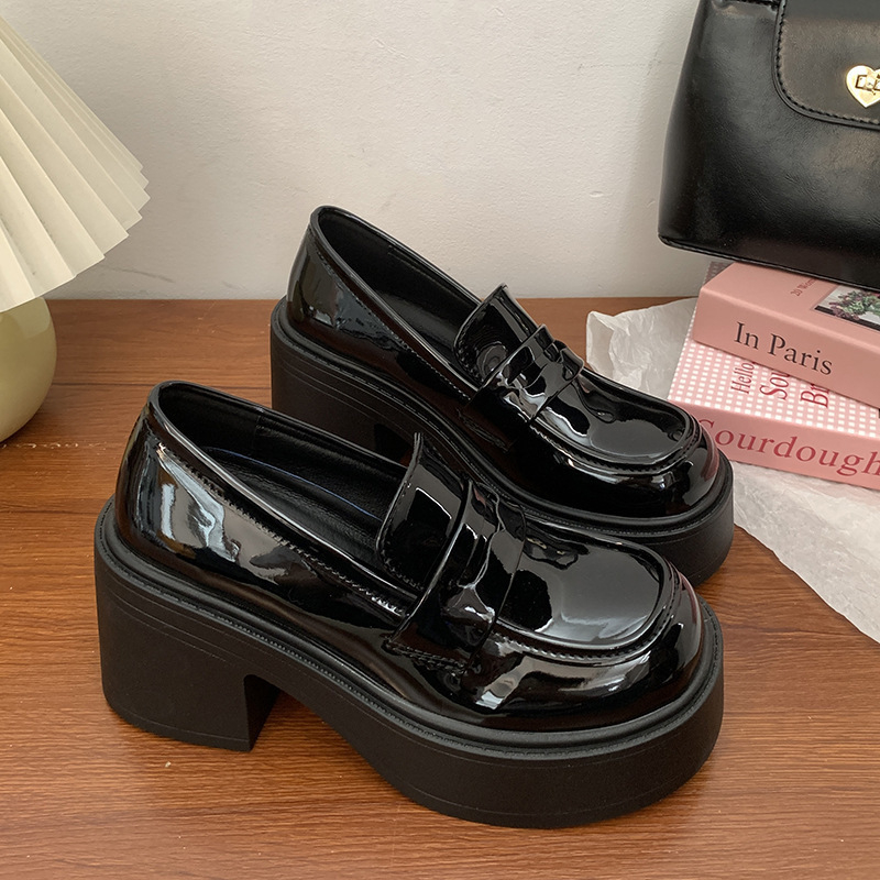 Ženske Mary Jane loaferice s debelim potpeticama i zaobljenim vrhom, britanski stil