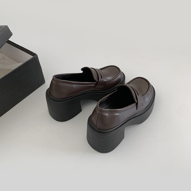 Ženske Mary Jane loaferice s debelim potpeticama i zaobljenim vrhom, britanski stil