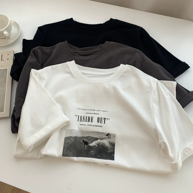Ženski pamučni T-shirt kratkih rukava, korejskog stila, opuštena silueta, okrugli izrez, kod 23039, ljeto 2026