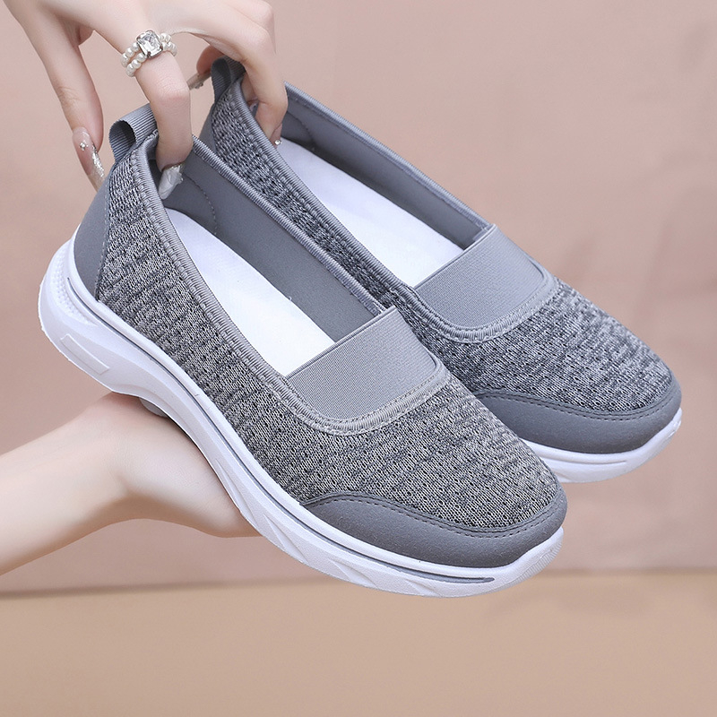 Ženske prozračne slip-on balerinke s mekanom potplatom, okruglim prstom i plitkim otvorom