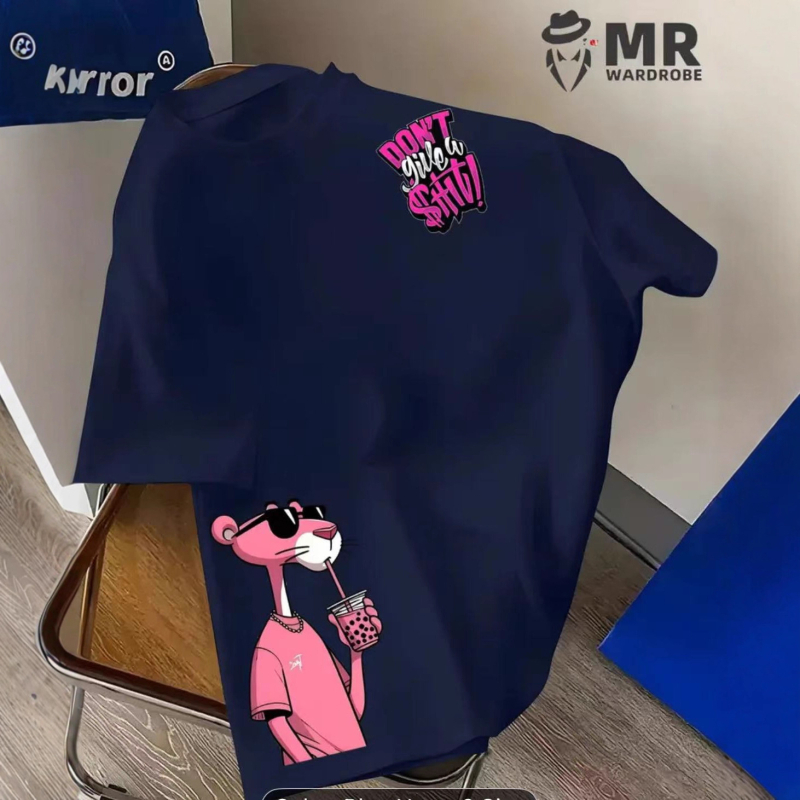 Unisex pamučna majica s ružičastim leopard printom, kratkih rukava, okruglim izrezom, opuštenim krojem