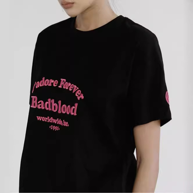 Badblood ženski pamučni T‑shirt s izšivkom, opušten kroj, kratki rukavi, ljeto 2024