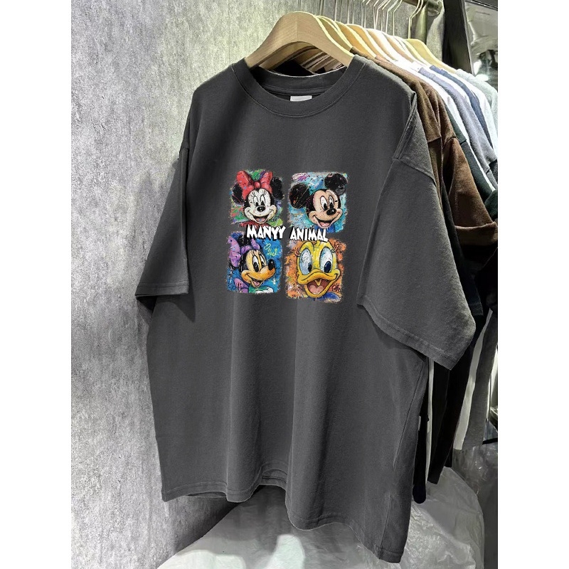 Moderno T-shirt s kratkim rukavima, slobodnog kroja, pokriva trbuh, ljetni casual stil, otisak karikature, plus size, okrugli izrez