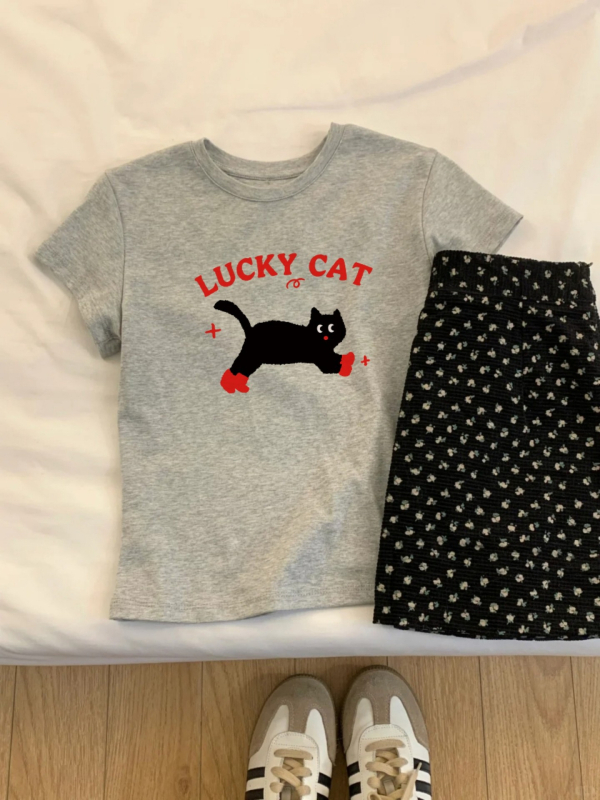 Ženski T-shirt s kratkim rukavima i okruglim izrezom, otisak mačke, široka silueta, gusta pamuk, ljetna ležerna majica