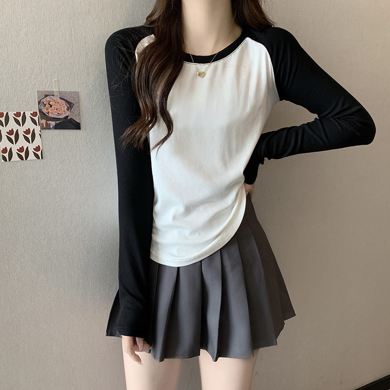 Ženski crop top s patchworkom i Raglan rukavima, uski kroj
