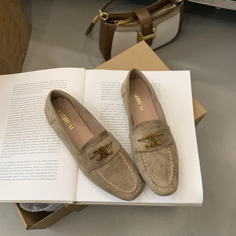 922-13 Ženske loaferice s ravnom potplatom, retro stil francko-britanski uzor, mekana podstava