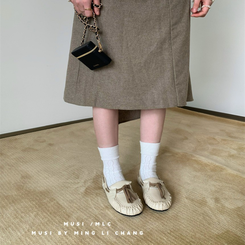 Ženske mokasine s francuskim stilom, skrivenim petom i resicama, slip-on, retro britanski stil