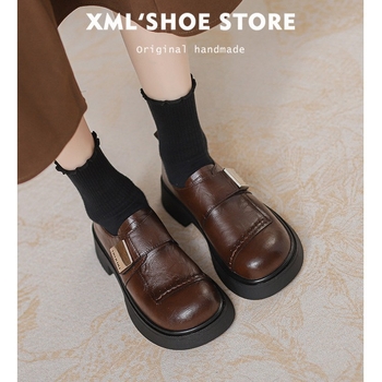 Γυναικείες loafers από μαλακό δέρμα αγελάδας, βρετανικού ύφους, άνοιξη 2026, ρετρό παχιά σόλα, κατάλληλες για καθημερινή χρήση