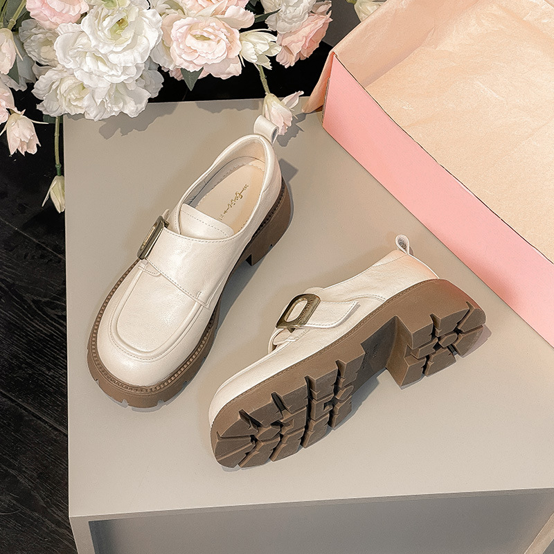 Ženski kožni loafer u britskom stilu s debelim podom i masivnim petom, 2026 model za sve sezone, retro moda s metalnim kopčom i Velcro zatvaračem
