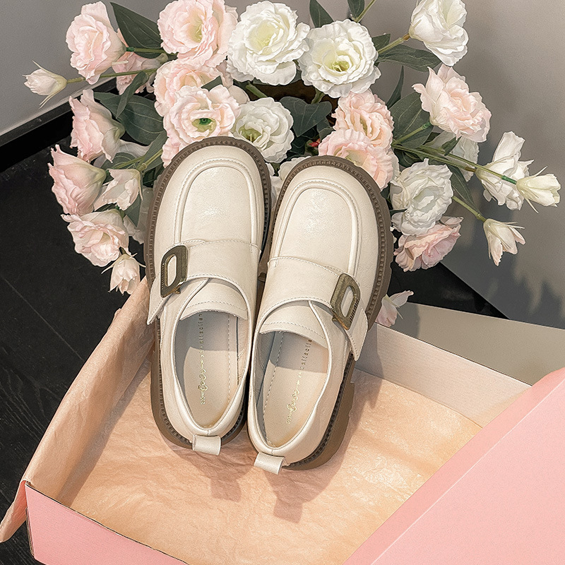 Ženski kožni loafer u britskom stilu s debelim podom i masivnim petom, 2026 model za sve sezone, retro moda s metalnim kopčom i Velcro zatvaračem