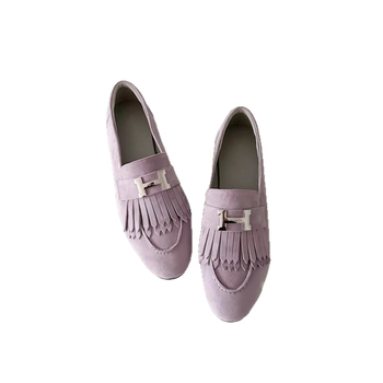 Ženske slip-on loaferice s resicama i metalnom kopčom, okrugli vrh, mat ovčja koža, ravna potplata