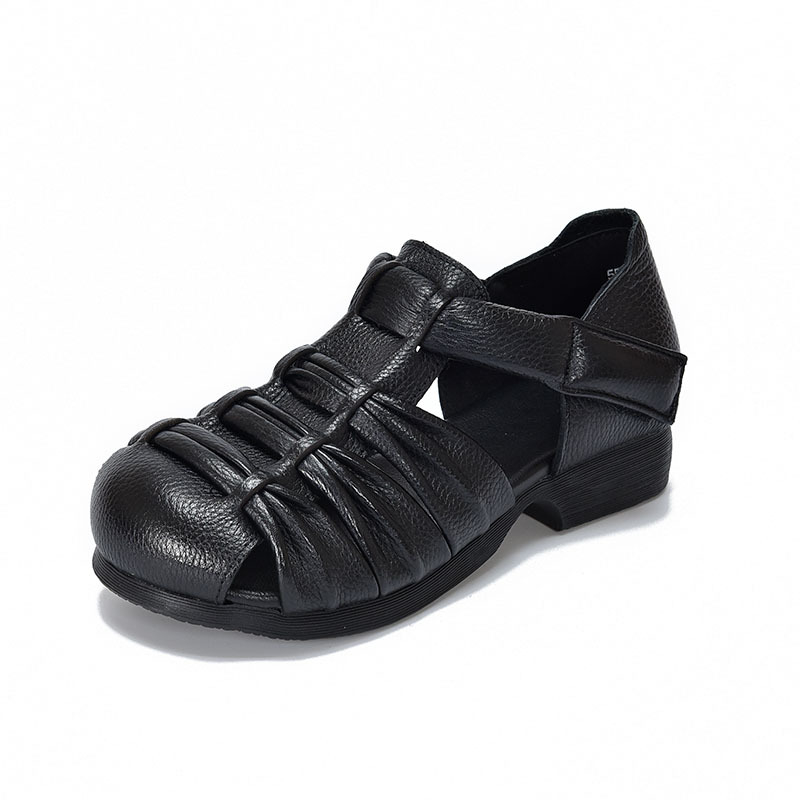 Sandale od prve kvalitete teleće kože, ručno pletene, lagane i prozračne, retro rimski stil, perforiran dizajn, s Velcro zatvaračem.