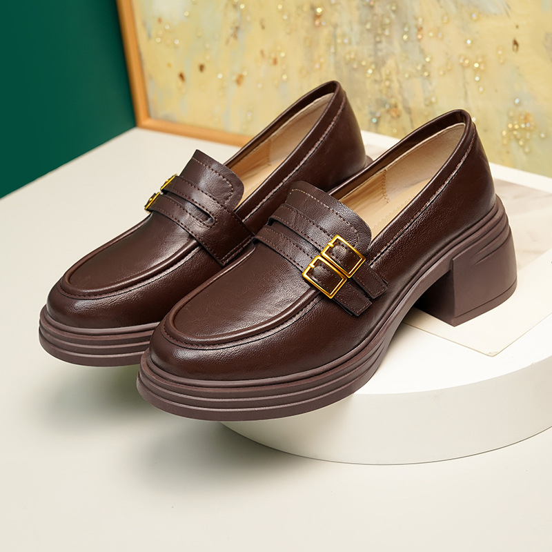 Γυναικείοι loafers με φαρδιά σόλα, μαύρο χρώμα, στρογγυλή μύτη, συνθετικό επάνω, άνετο ρετρό στυλ καθημερινής χρήσης