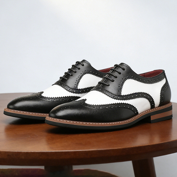 Ανδρικά Brogue παπούτσια, βρετανικού στυλ με vintage ανάγλυφο σχέδιο, μυτερός μπροστινός, κορδόνια, δερμάτινο επάνω μέρος, σόλα καουτσούκ