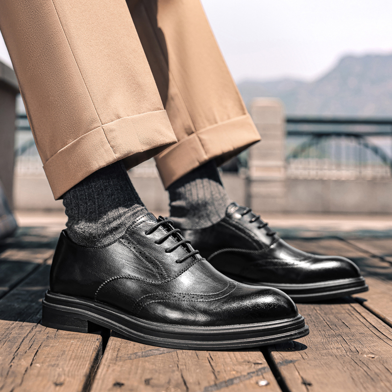 Kožne brogue cipele s unutarnjim povećanjem visine, 8 cm i 6 cm, prozračne, poslovno formalne za muškarce, sjajna završnica, za sve sezone