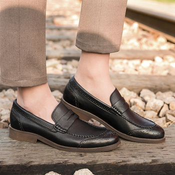 Muške kožne Oxford cipele, brogues – formalne i casual, proljeće 2022
