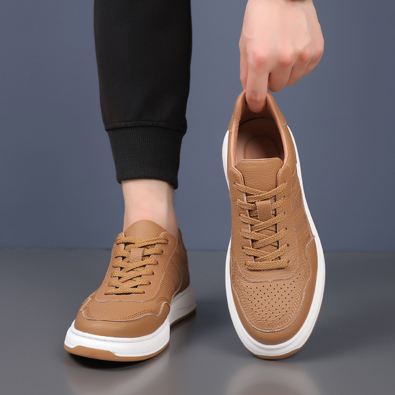 Ανδρικά καλοκαιρινά σανδάλια από δέρμα πρώτης στρώσης, αναπνέοντα, με διάτρητες οπές
