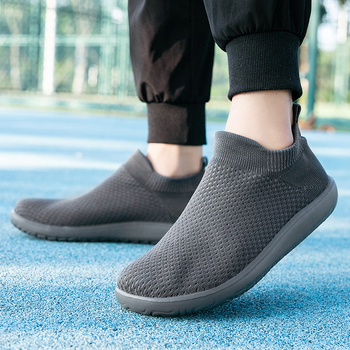 Muške slip-on tenisice sa širokim prstom, visokoe elastični gornji dio nalik čarapici, prozračne Flyknit mrežaste gornje, ljetne tenisice u barefoot stilu