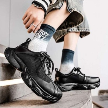 Ανδρικά sneakers με διαπνέουσα διχτυωτή επάνω επιφάνεια – άνετα, στιλ dad shoes, χαμηλό ύψος