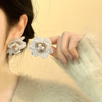 Francuski stil 3D cvjetne naušnice za žene — nježne, elegantne, retro luksuz
