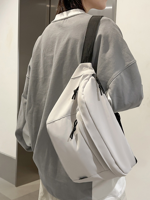 Najlon torbica za prsa i struk s crossbody remenom, lagana svakodnevna torba, džepovi za telefon i ID
