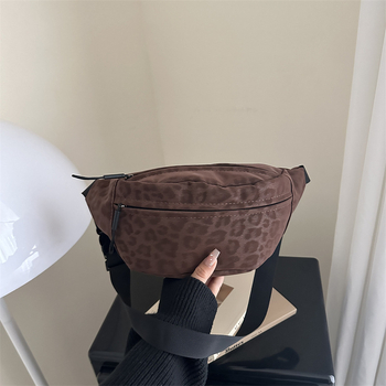Ženska crossbody torba s leopard printom, ulični stil, velika kapaciteta, zatvarač