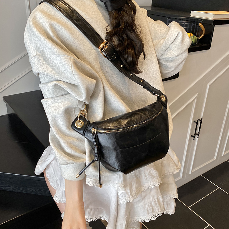 2025 nova retro dizajnerska ženska torba s širokim remenom, crossbody, svakodnevna i svestrana