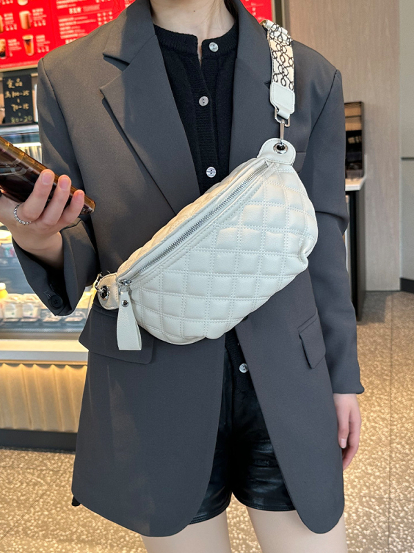 9108-3 Ženska mekana kožna crossbody torbica, 2025 nova verzija, široka naramenica, karirani uzorak, svakodnevna torba
